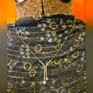 Silver-tone necklace with faux rinestone